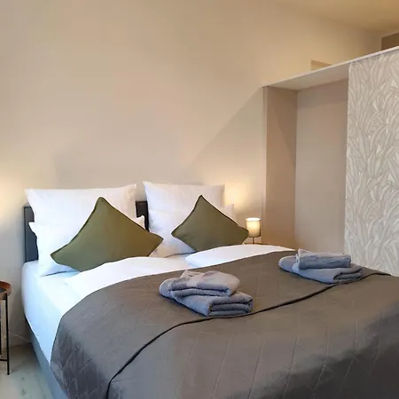 Apartz - - Cityquartier - Bis 15 Personen - 4 Celle